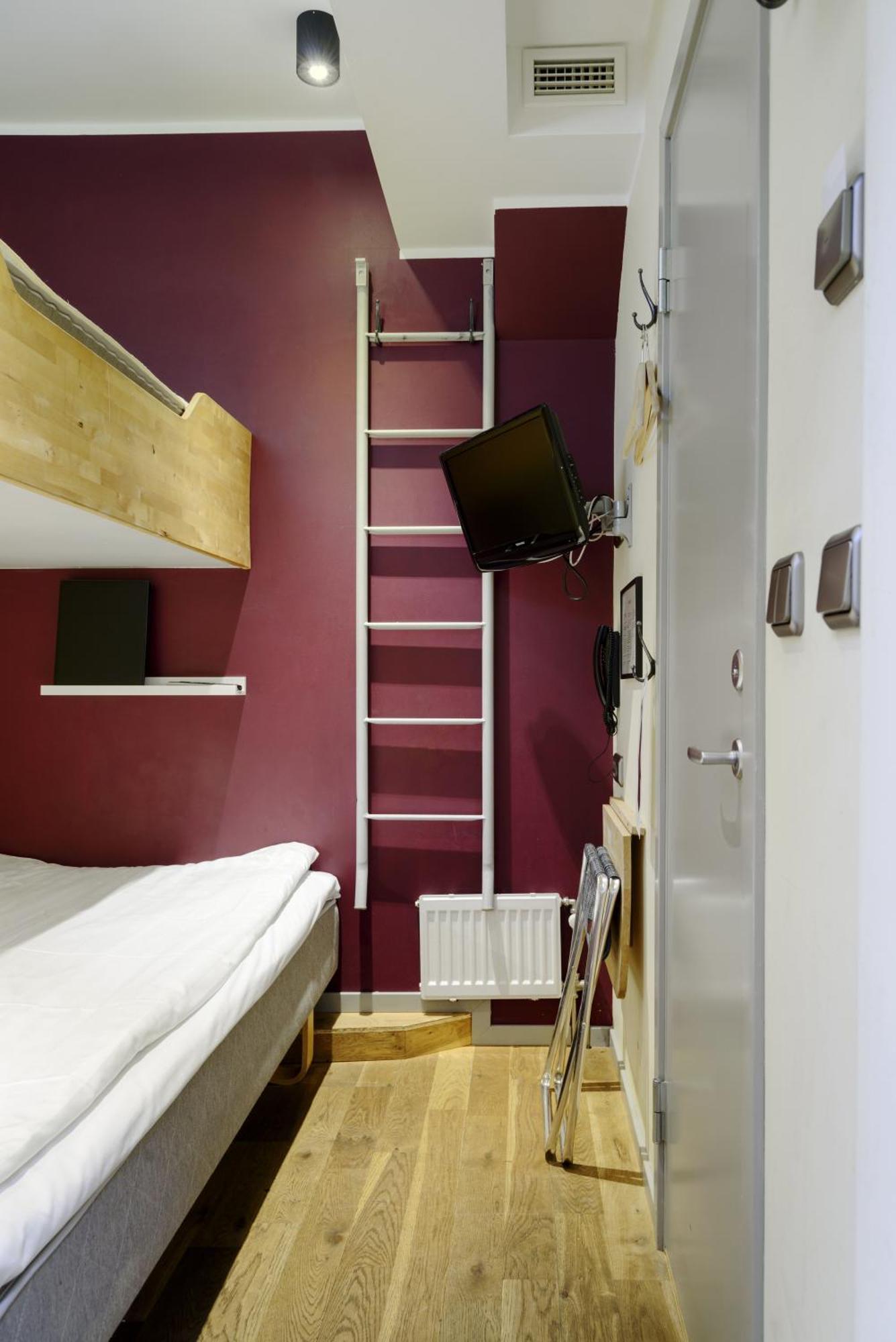 Economy Twin Room without Window