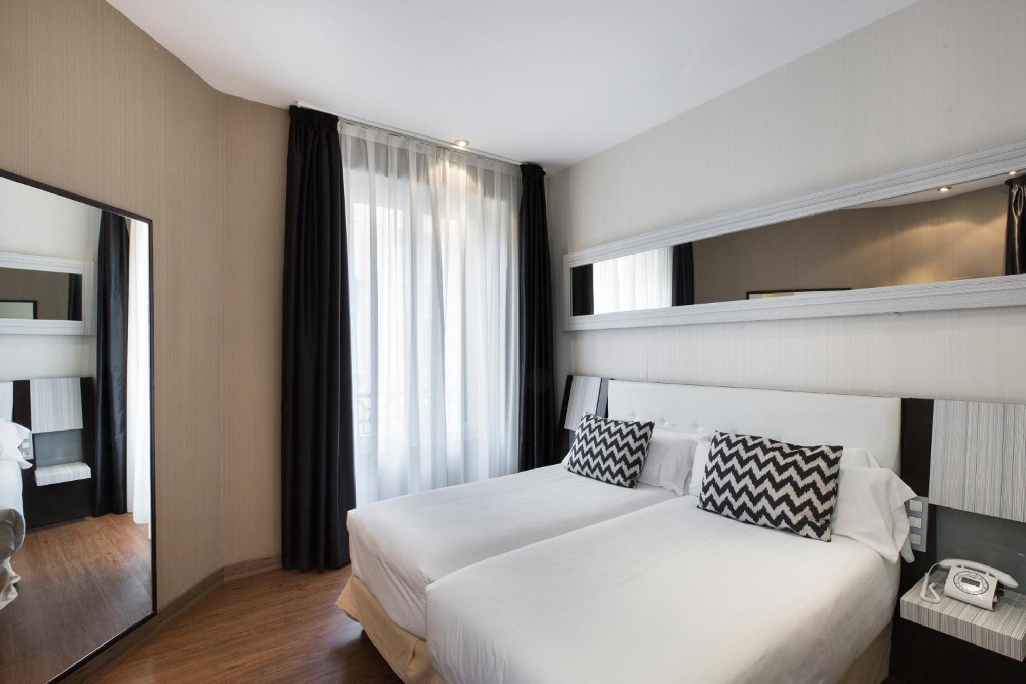 Quadruple Room City View