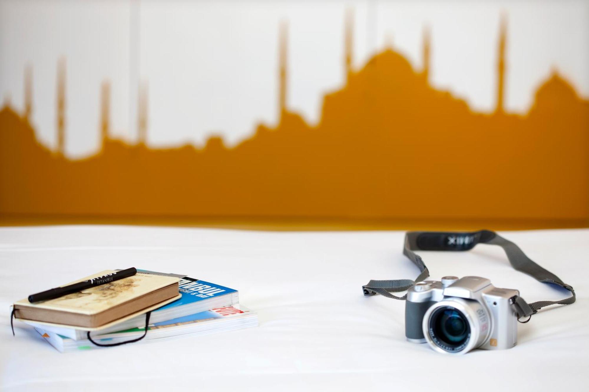 Suite,1087704658:JPEG