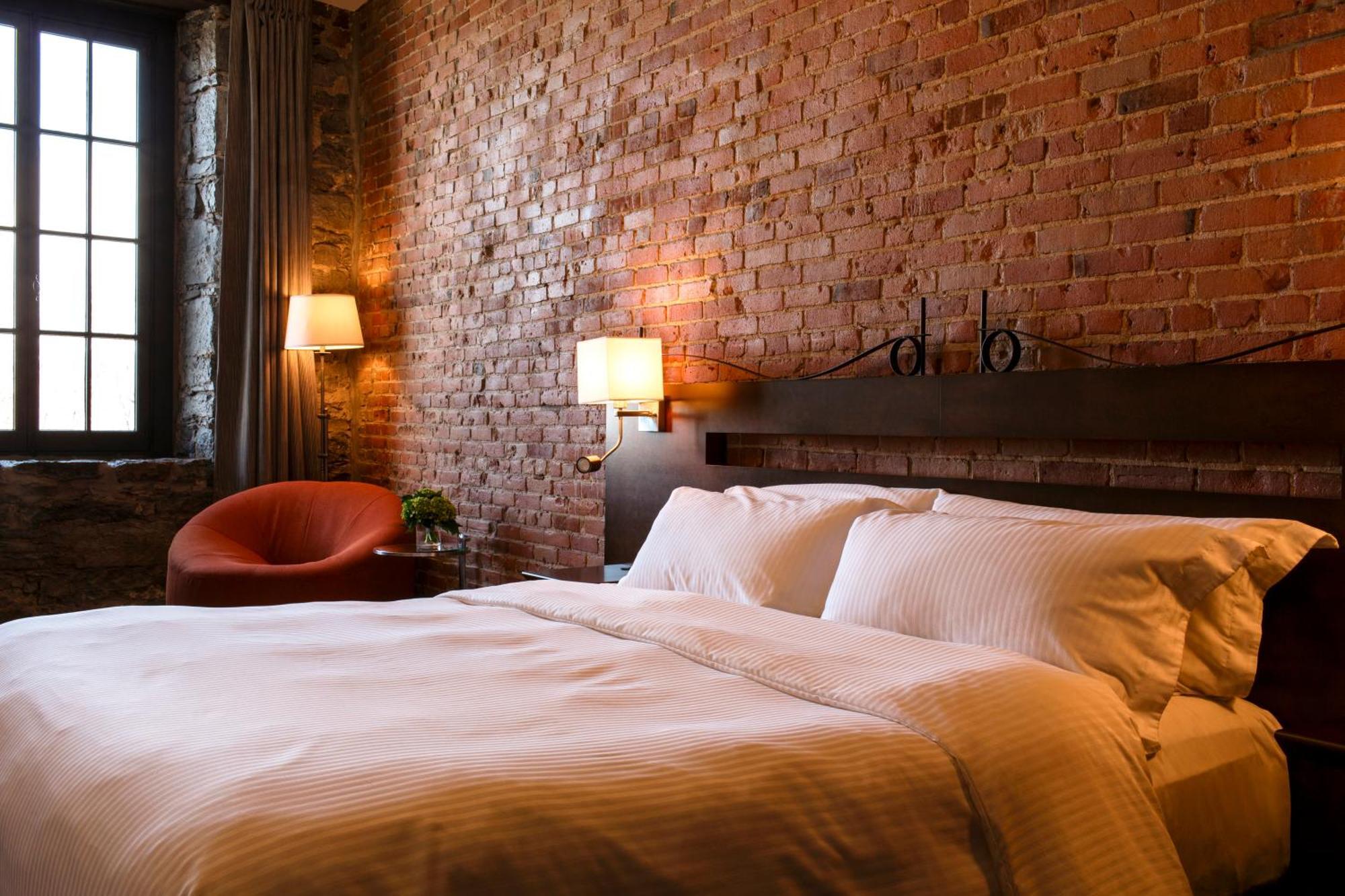 Deluxe King Room St Paul Street View