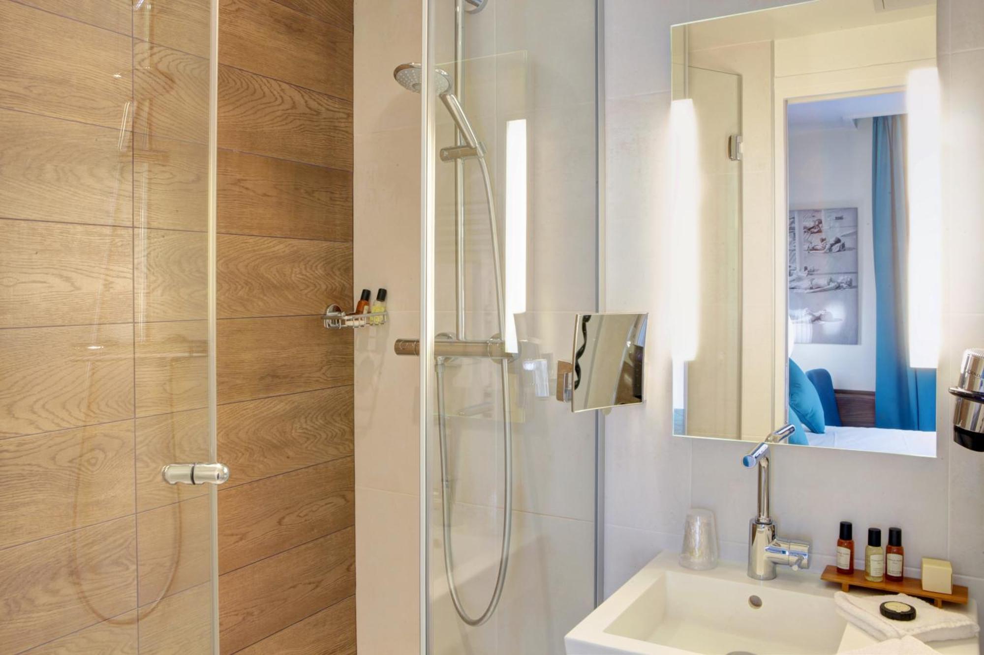 Superior Twin Room,707860477:JPEG