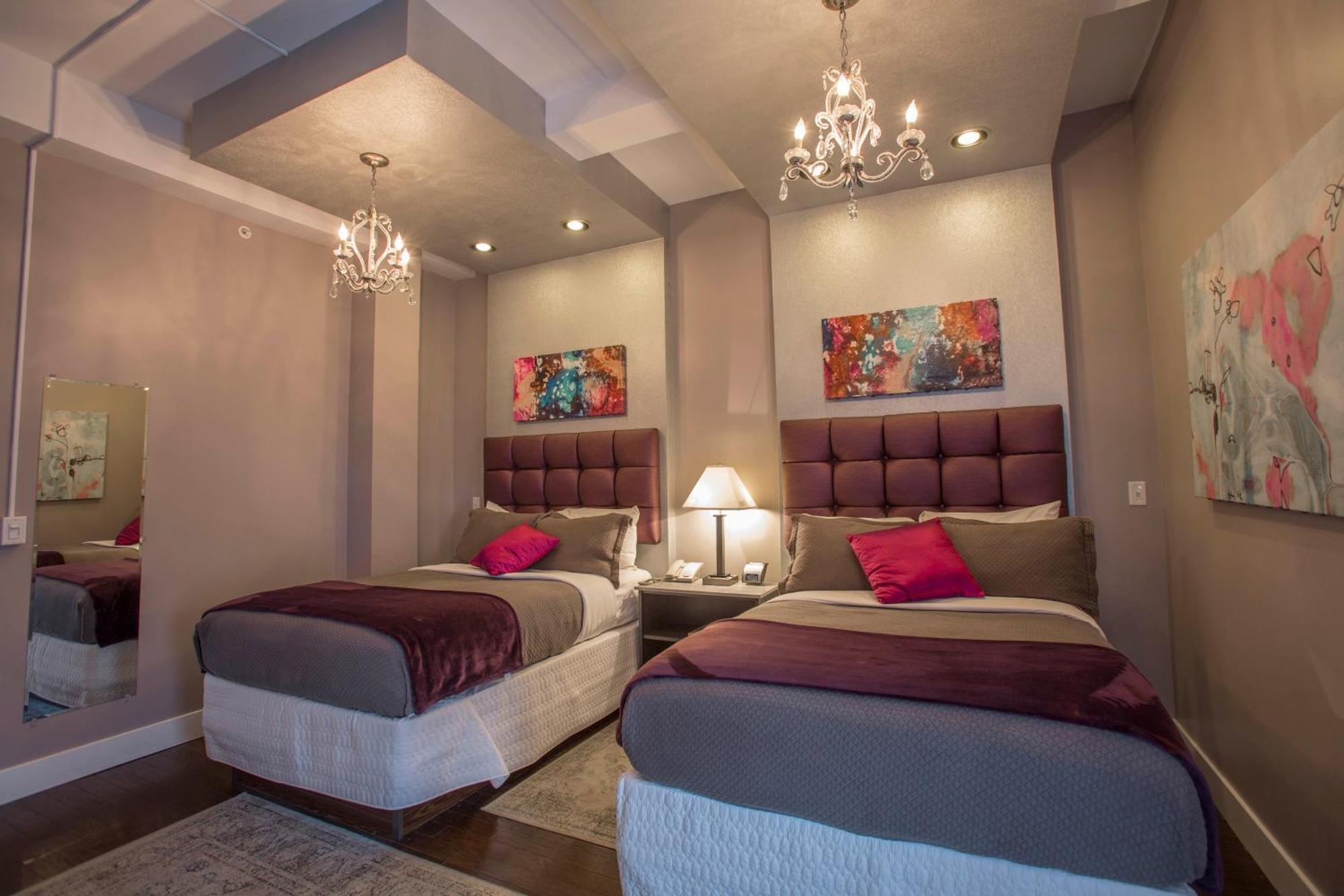 Double Room with Two Double Beds,813431838:JPEG