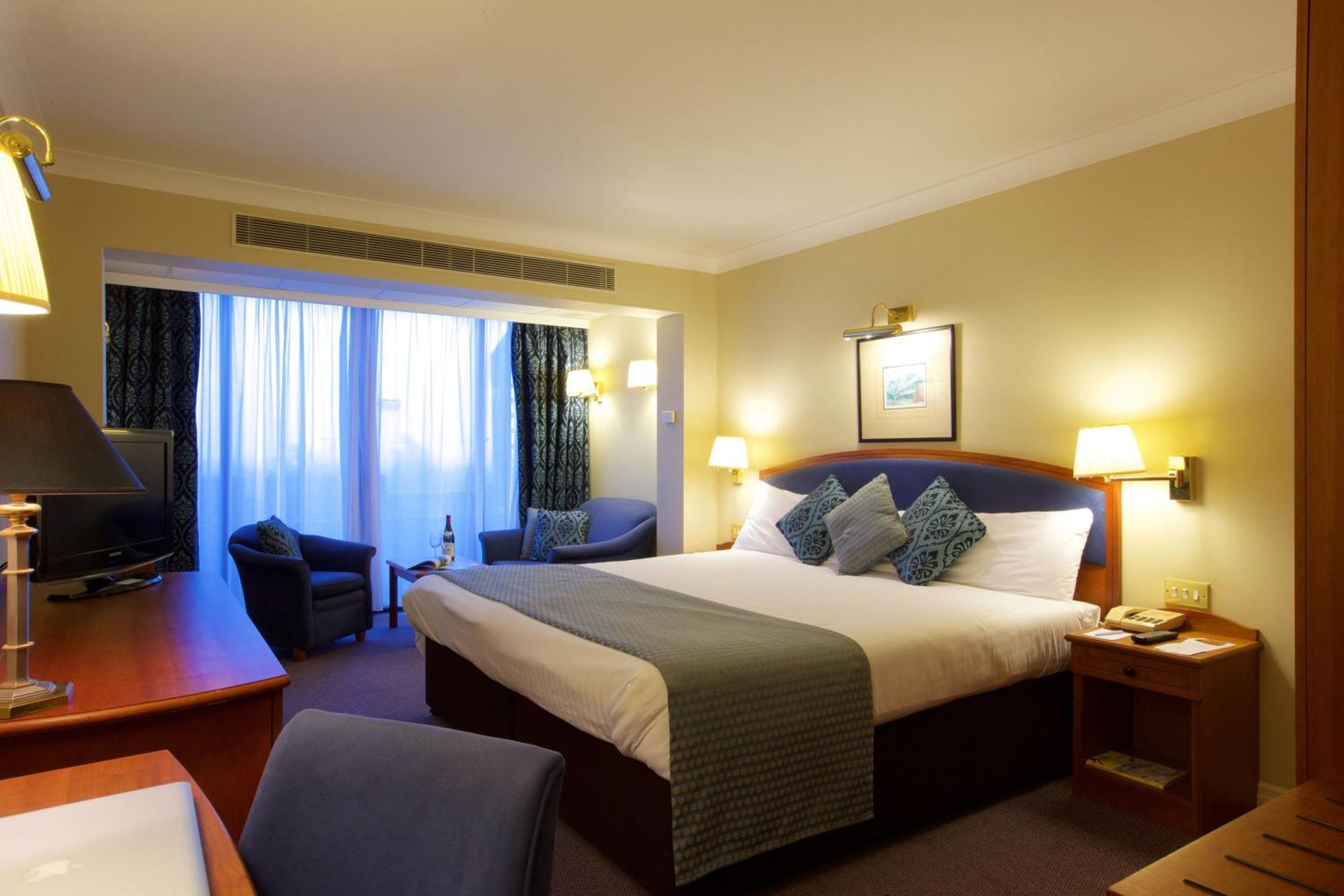 King Suite,709016335:JPEG