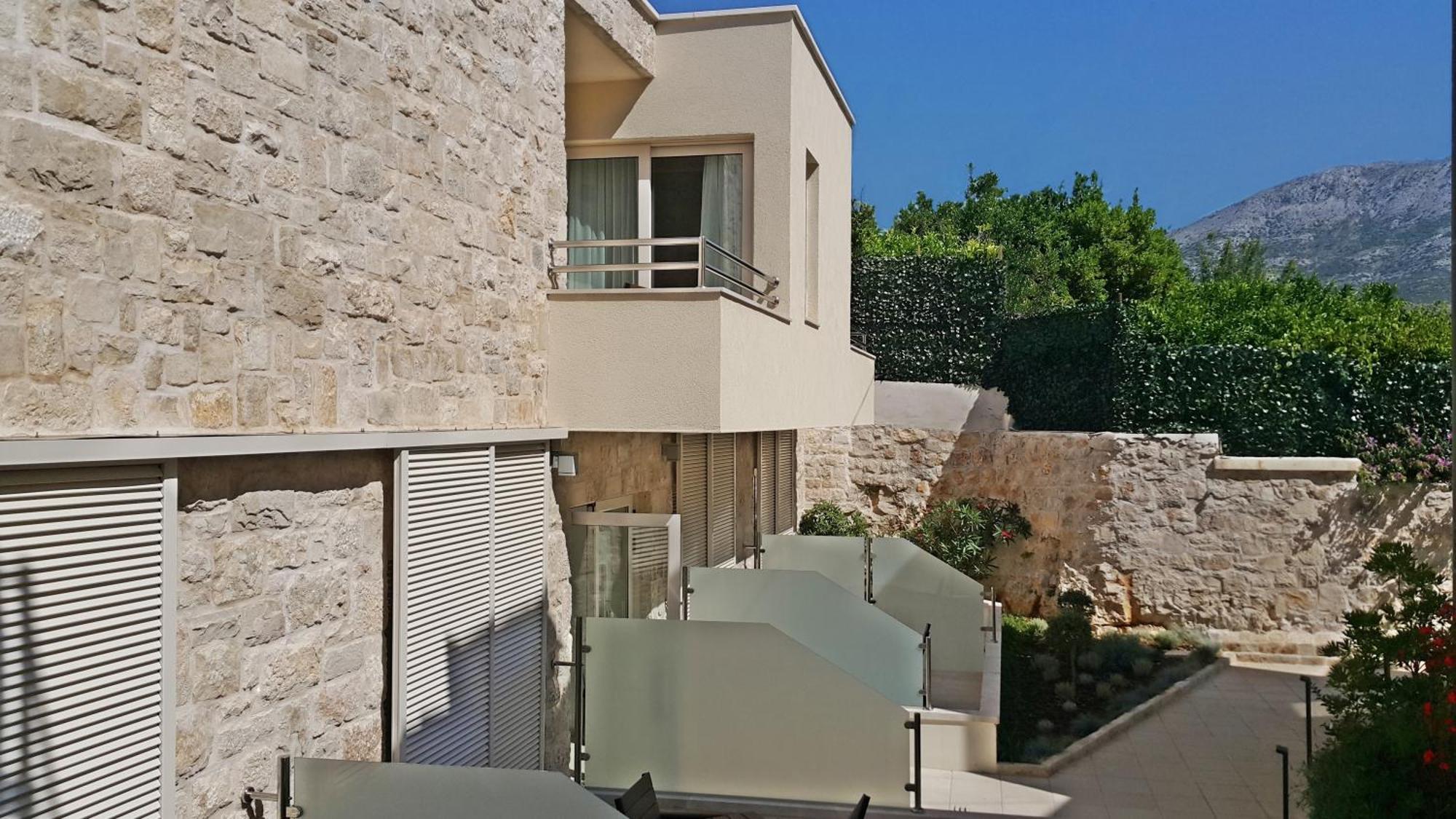Comfort Double Room Balcony Garden View