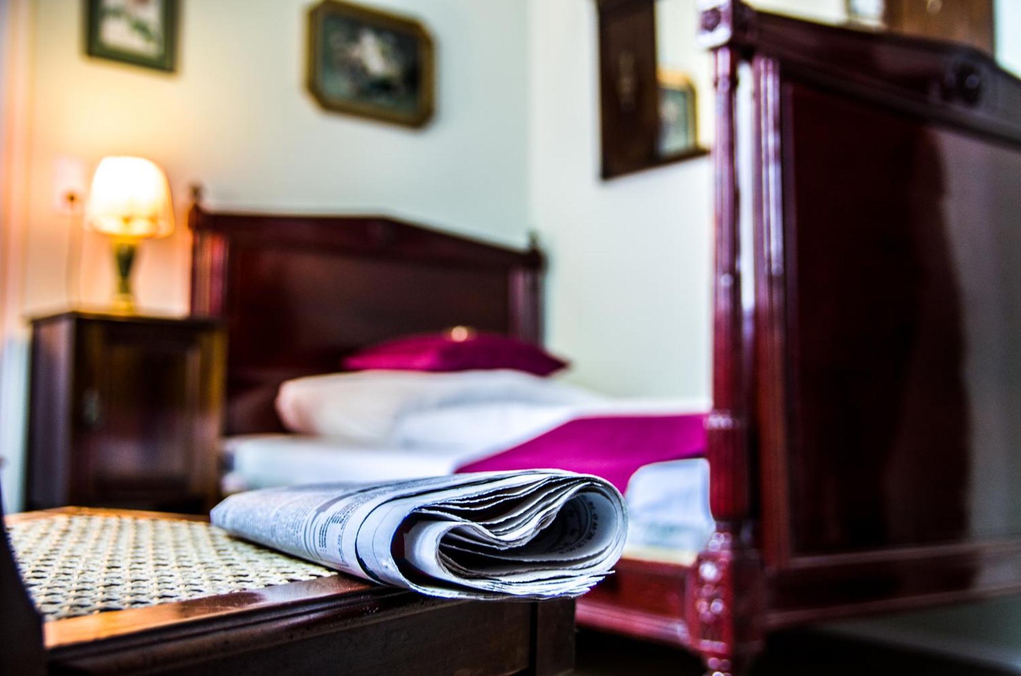 Standard Queen Room