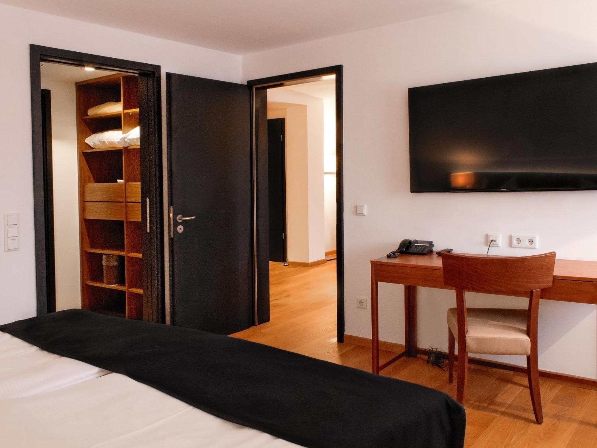 DORMERO Suite