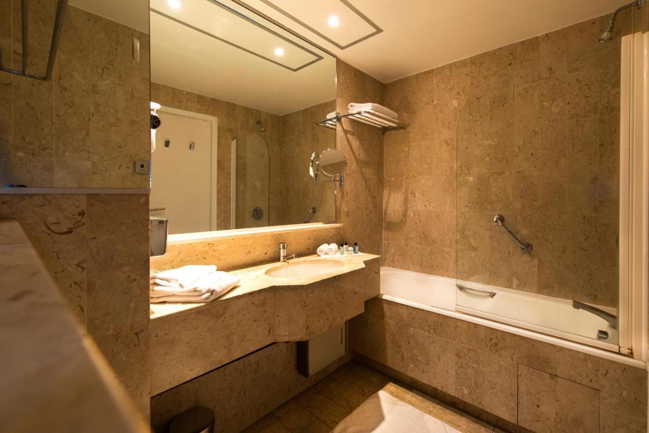 Classic Room City View,1196709712:JPEG