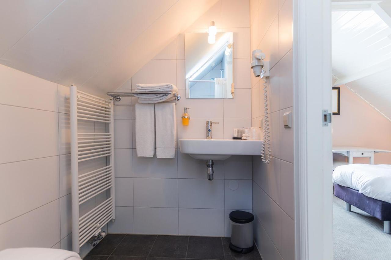 Standard Single Room,1565537899:JPEG