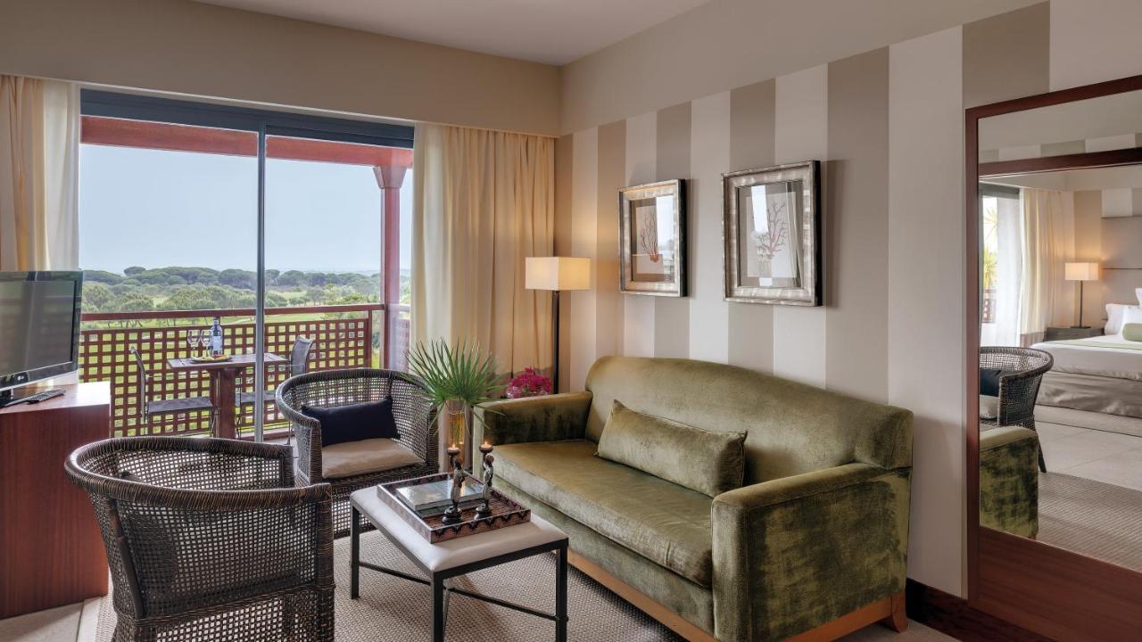 Junior Suite with Free Spa Access,1498773928:JPEG