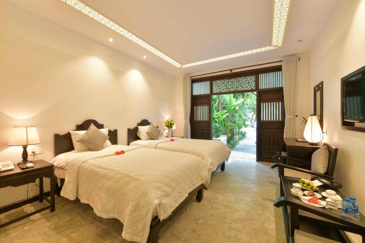 Double or Twin Room Garden View