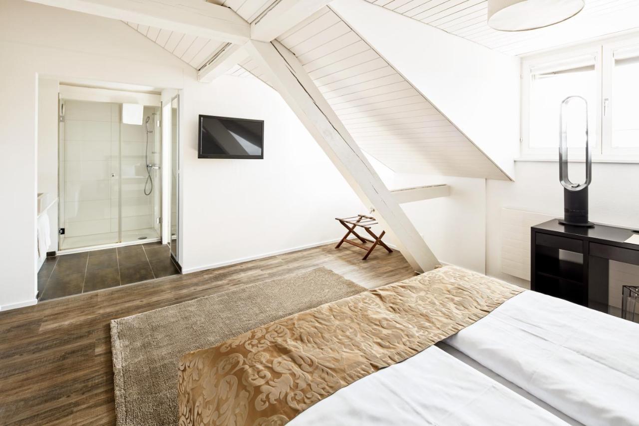 Large Double Room