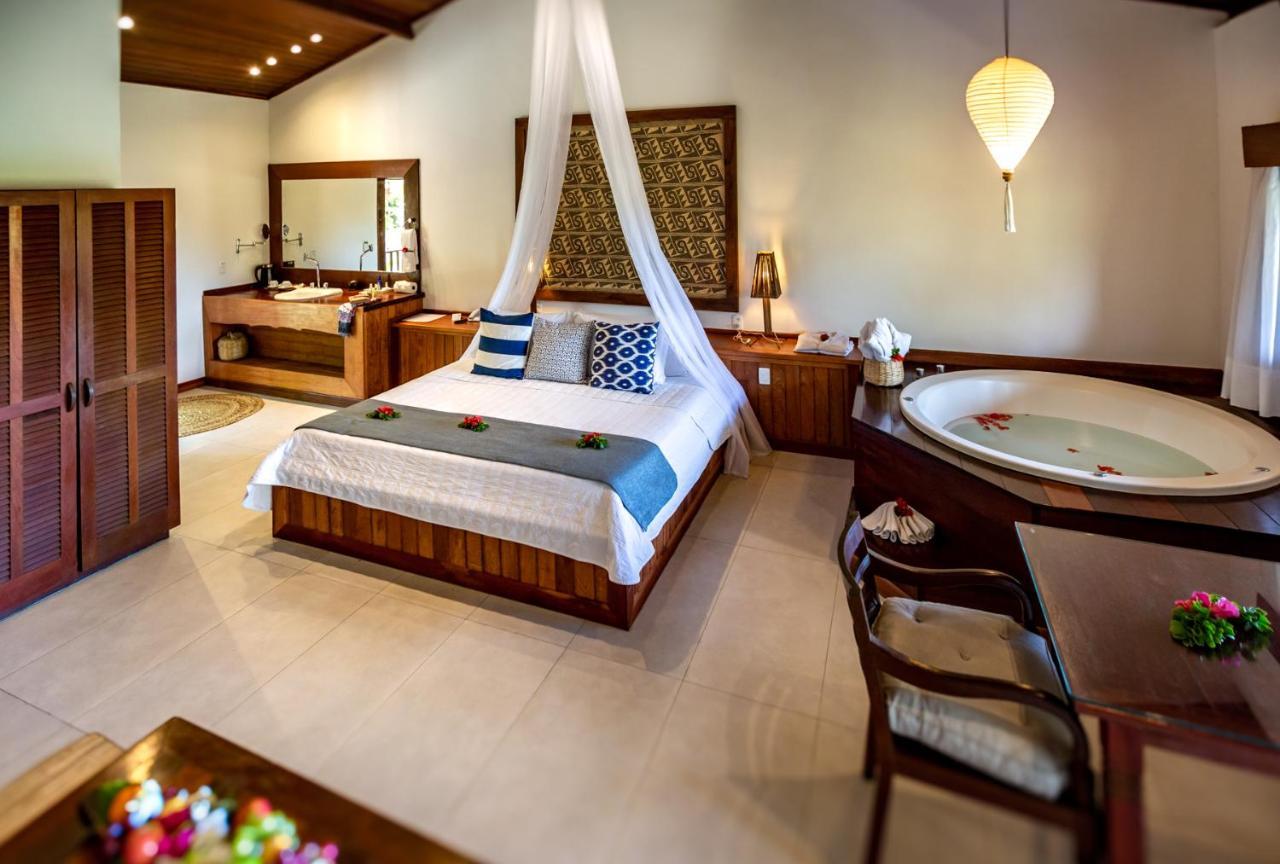 Executive Suite 2 adults,738150421:JPEG