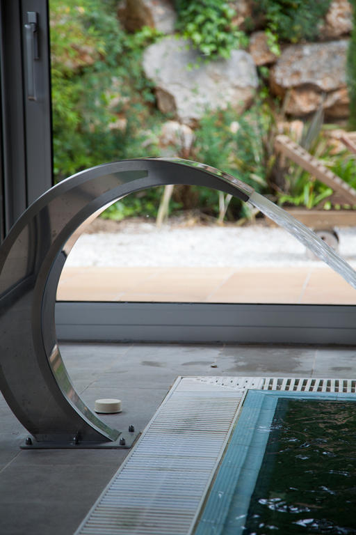 Classic Double Room with Spa Access,642003456:JPEG