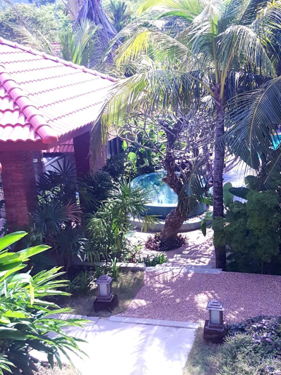 Deluxe Double Room with Pool Side,742671412:JPEG