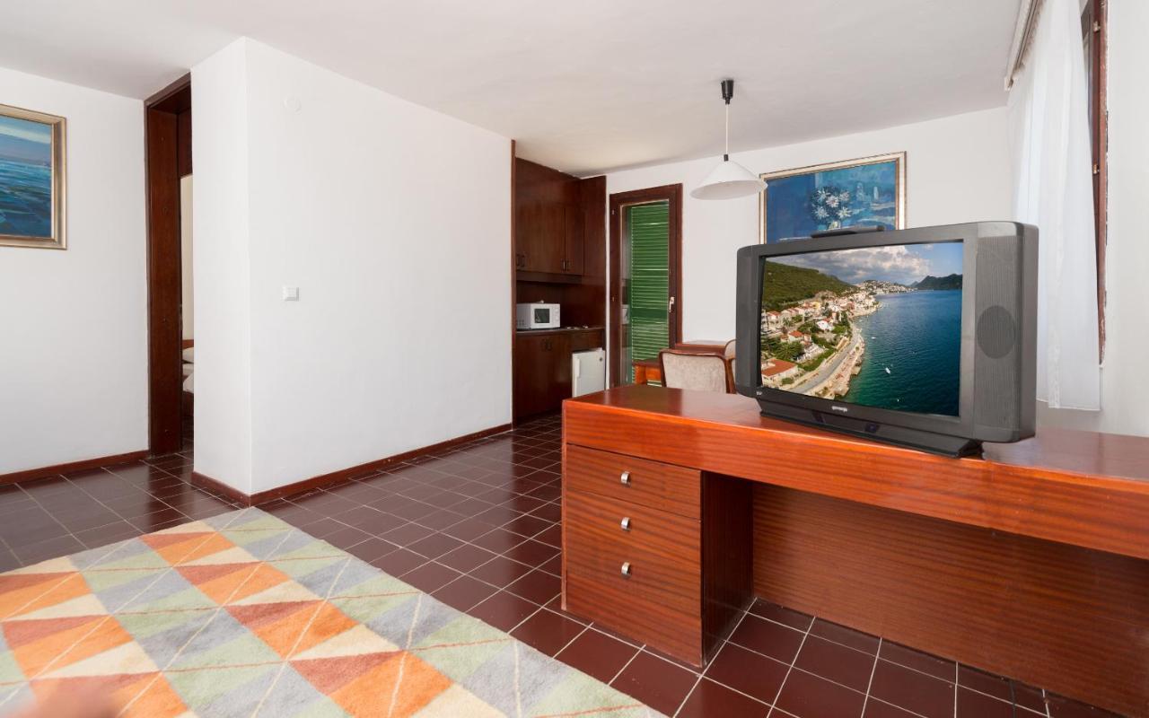 Two-Bedroom Suite Terrace