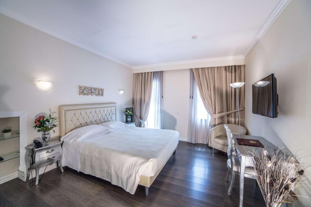 Junior Suite Jacuzzi,925371169:JPEG