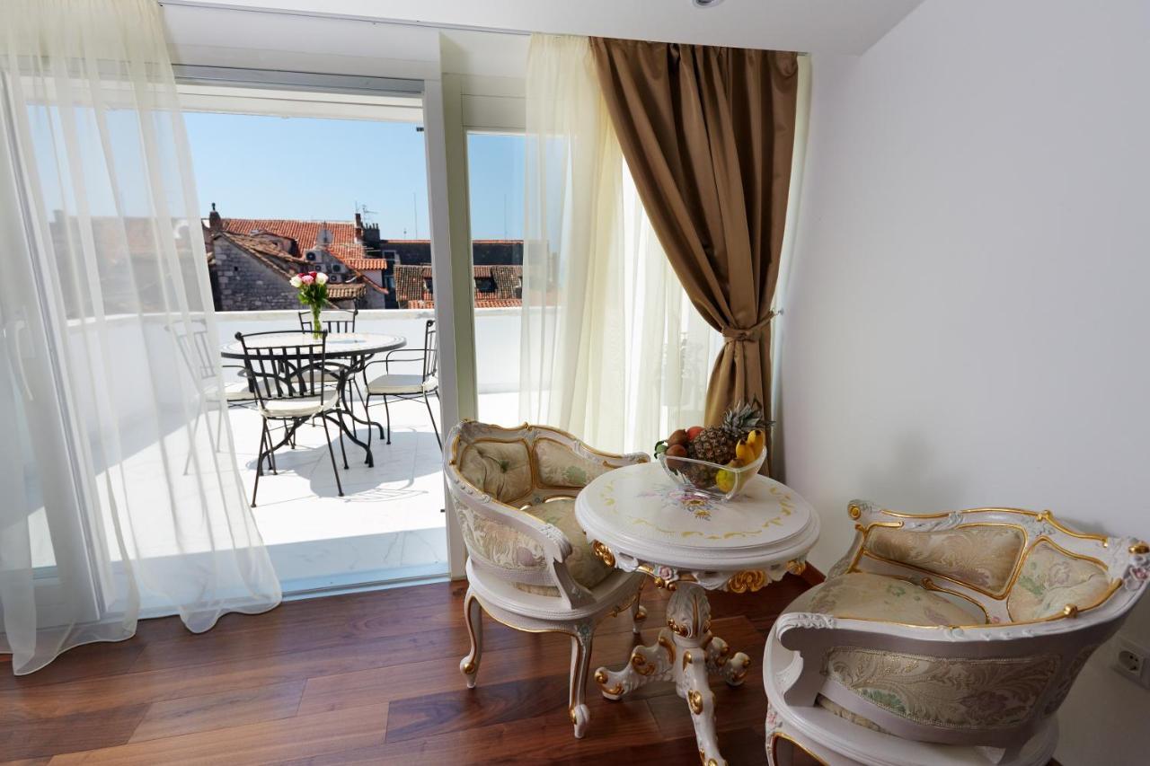 Deluxe Family Room Balcony Sea View