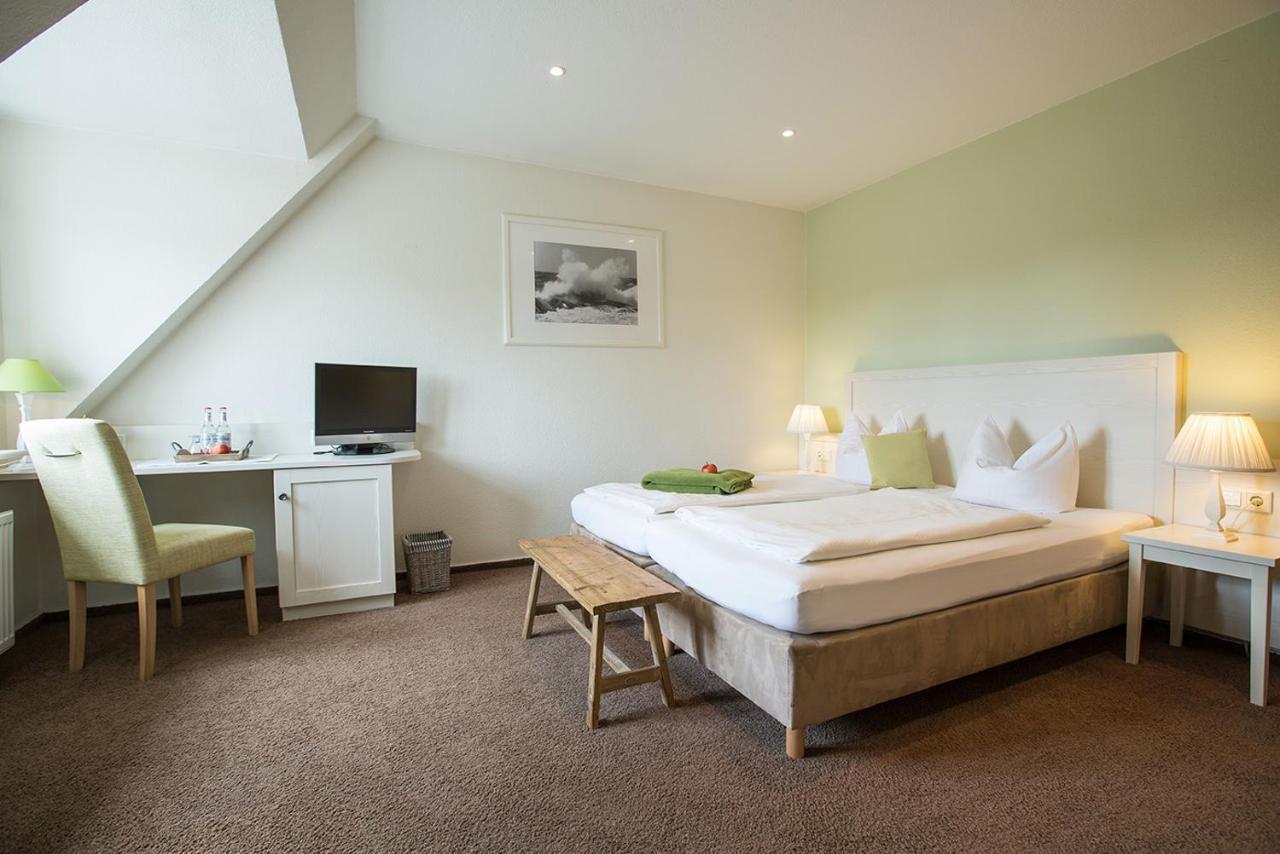 Standard Double Room,1584414778:JPEG