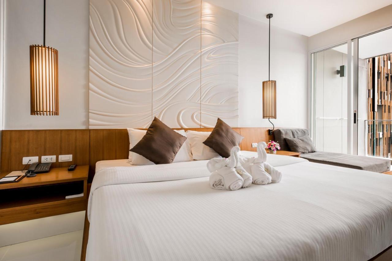 Double or Twin Room Pool View