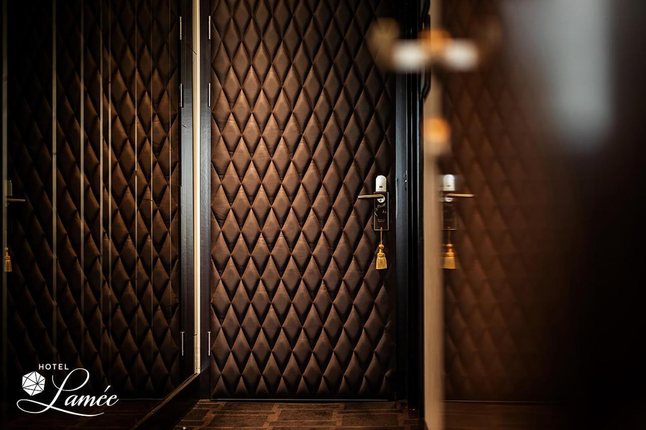 Cosy Lamee Room,766771468:JPEG