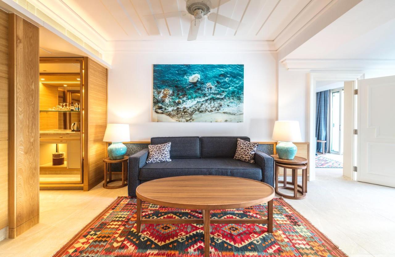 One-Bedroom Suite Inland View