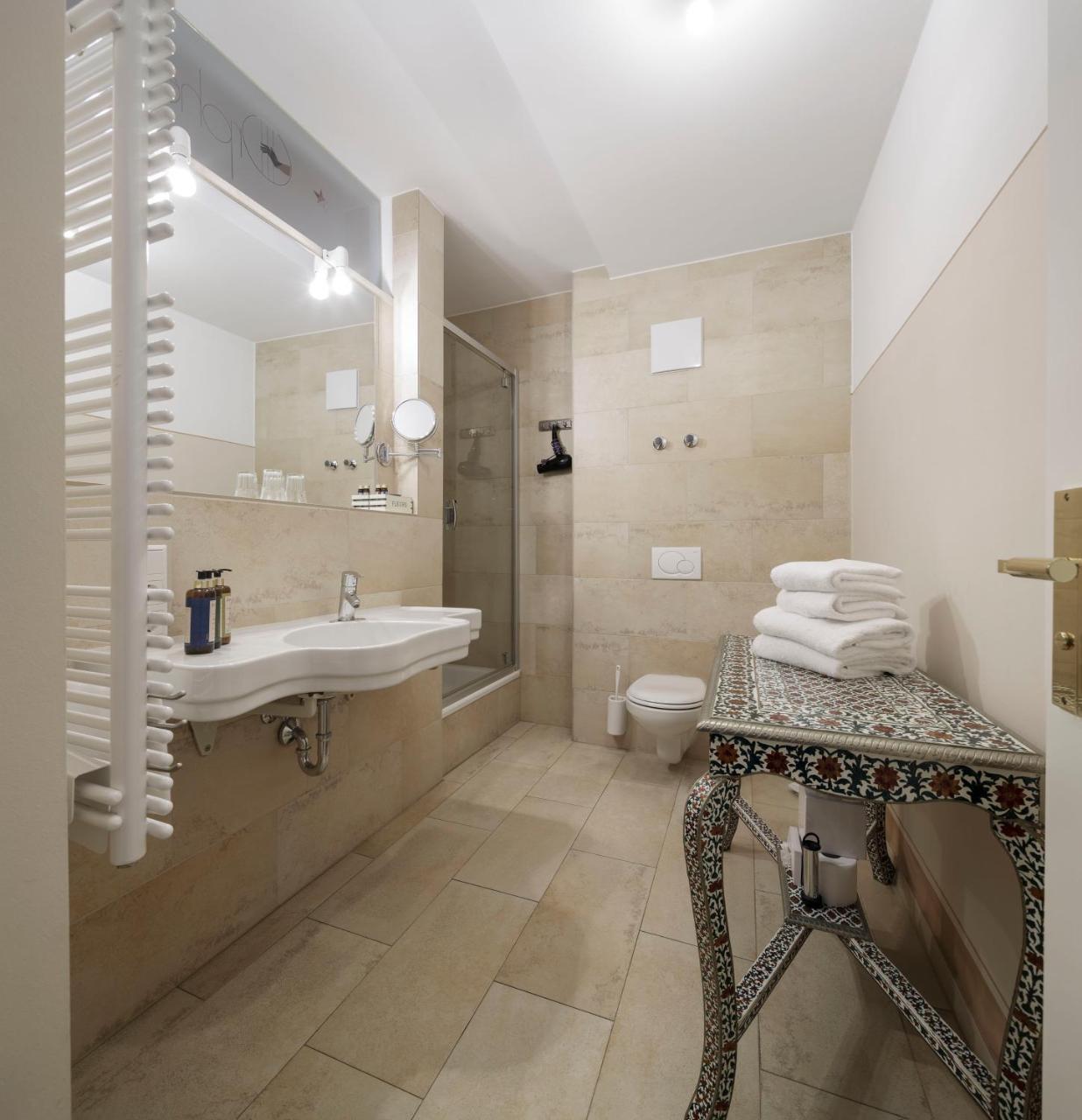 Standard Double Room,768821854:JPEG