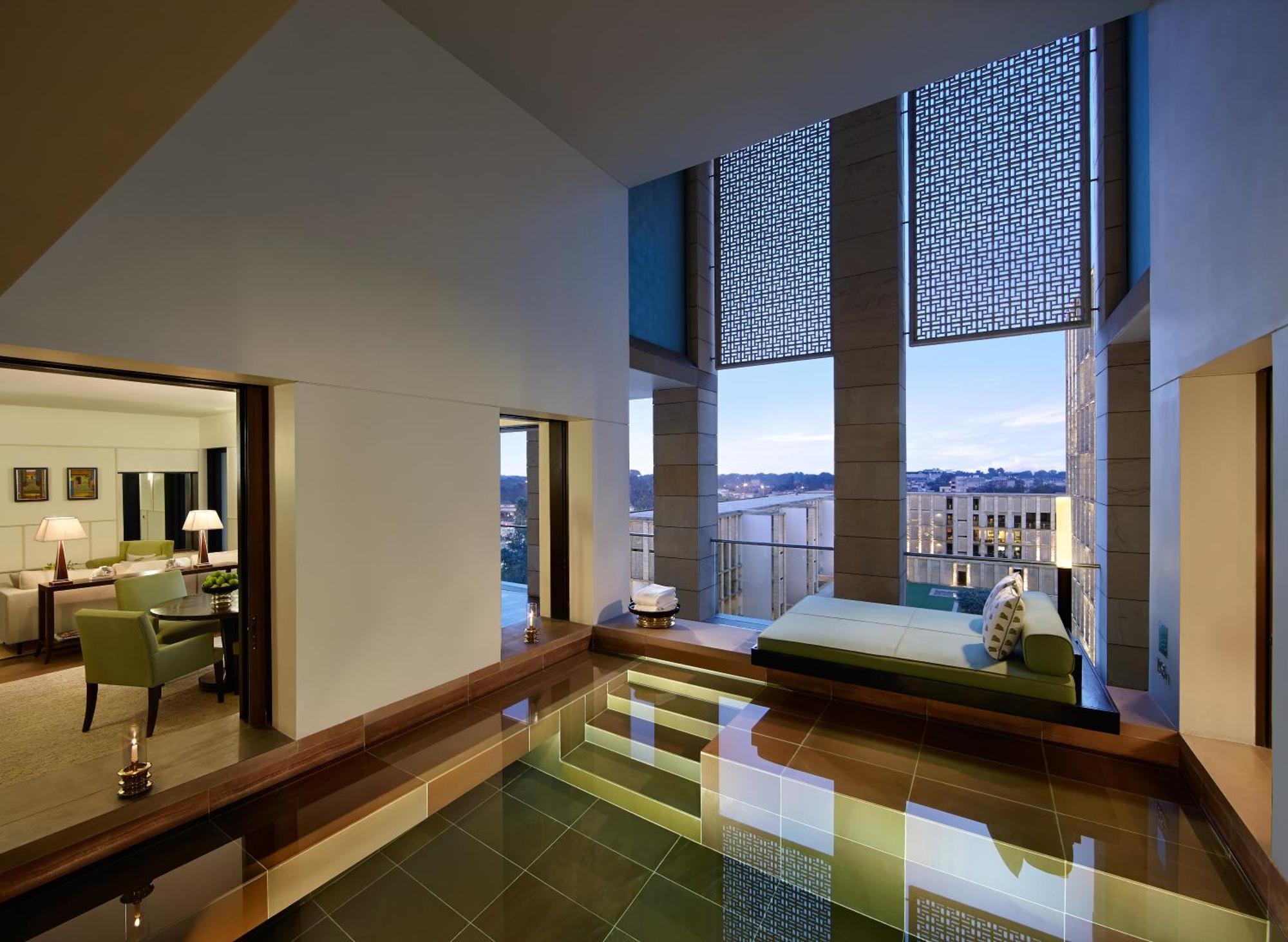 Lodhi Premier Suite with Happy Hours at Safari Lounge 5 to 7 pm, Buy 01 drink and get another drink complimentary (spirits), 1200 spa credit per booking,1214015290:JPEG
