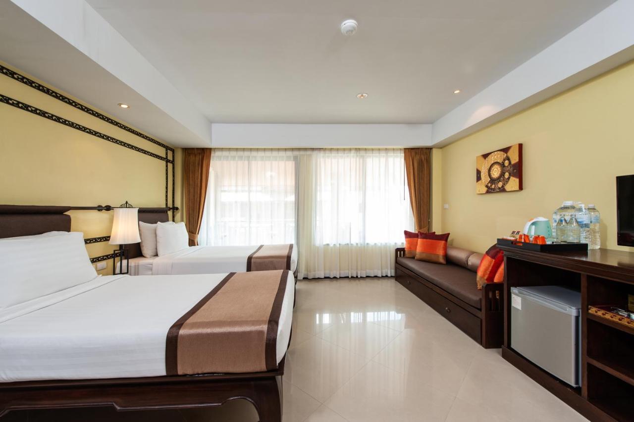 Deluxe Double or Twin Room Pool View