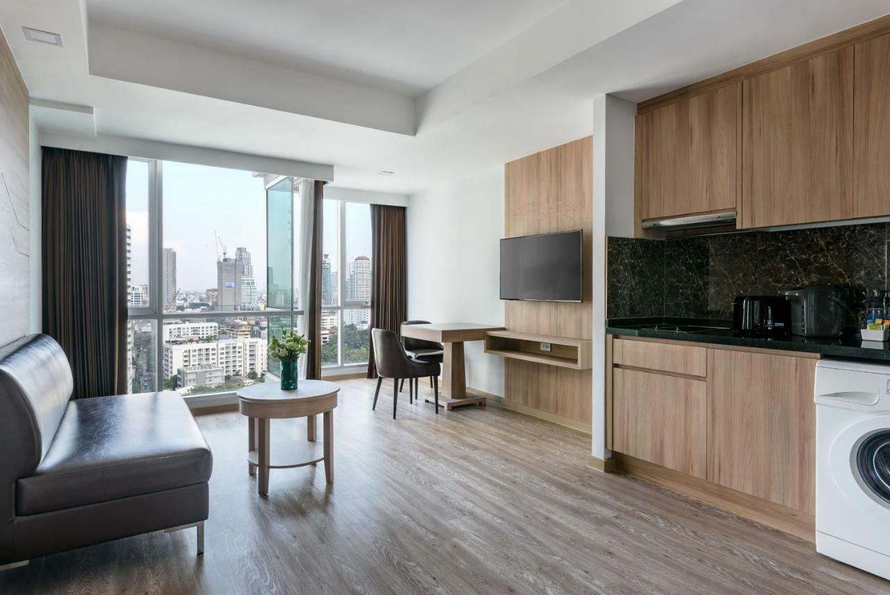 Grand One Bedroom Suite