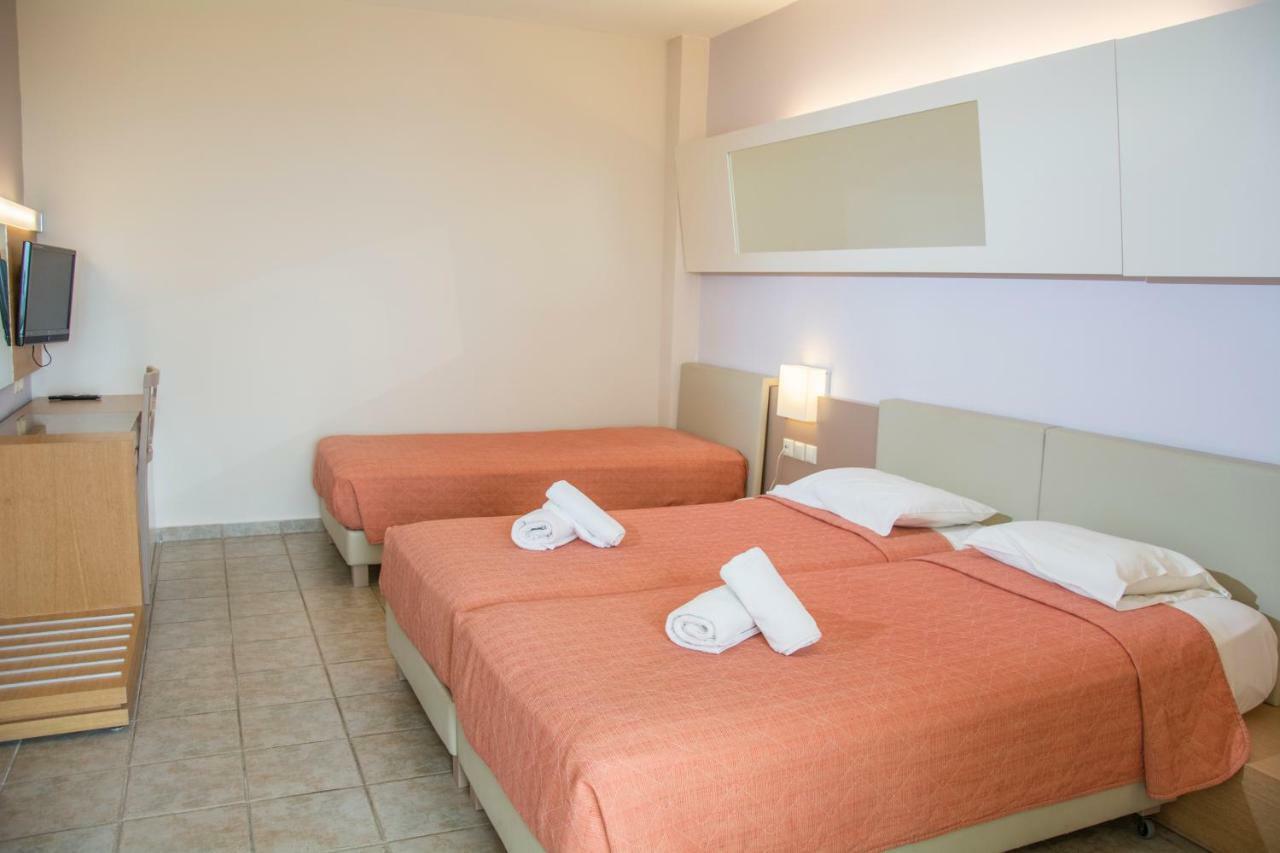 Dreibettzimmer mit Meerblick