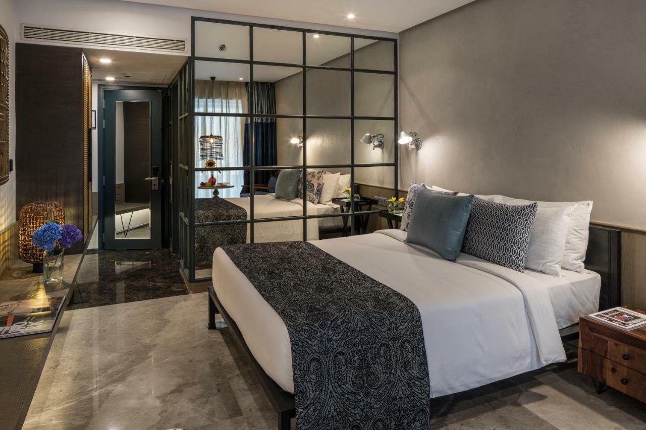 Luxury Premium Room on F&B Happy Hours 11 on selected beverages from 5 to 9 PmSunday to Friday