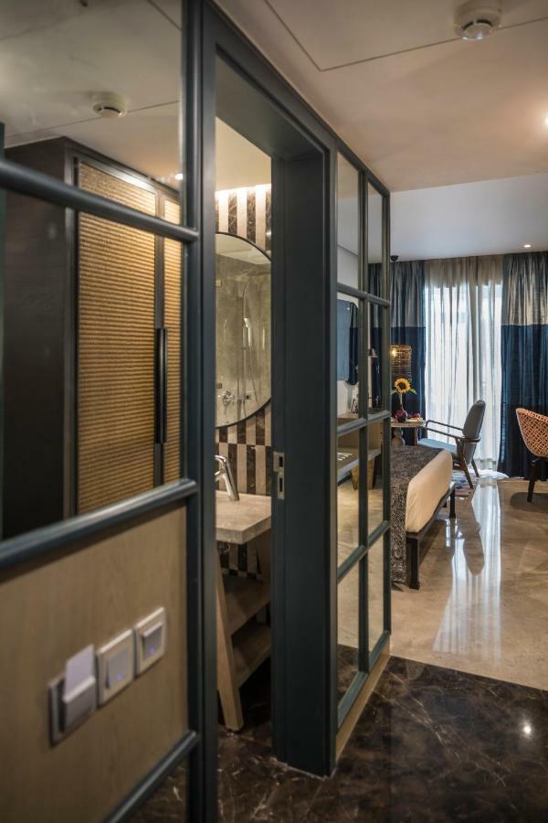 Luxury Terrace Room on F&B Happy Hours 11 on selected beverages from 5 to 9 PmSunday to Friday