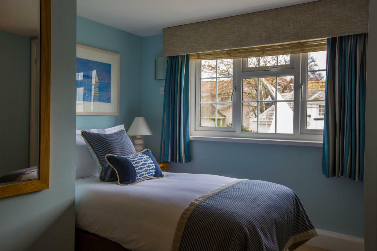 Classic Single Room