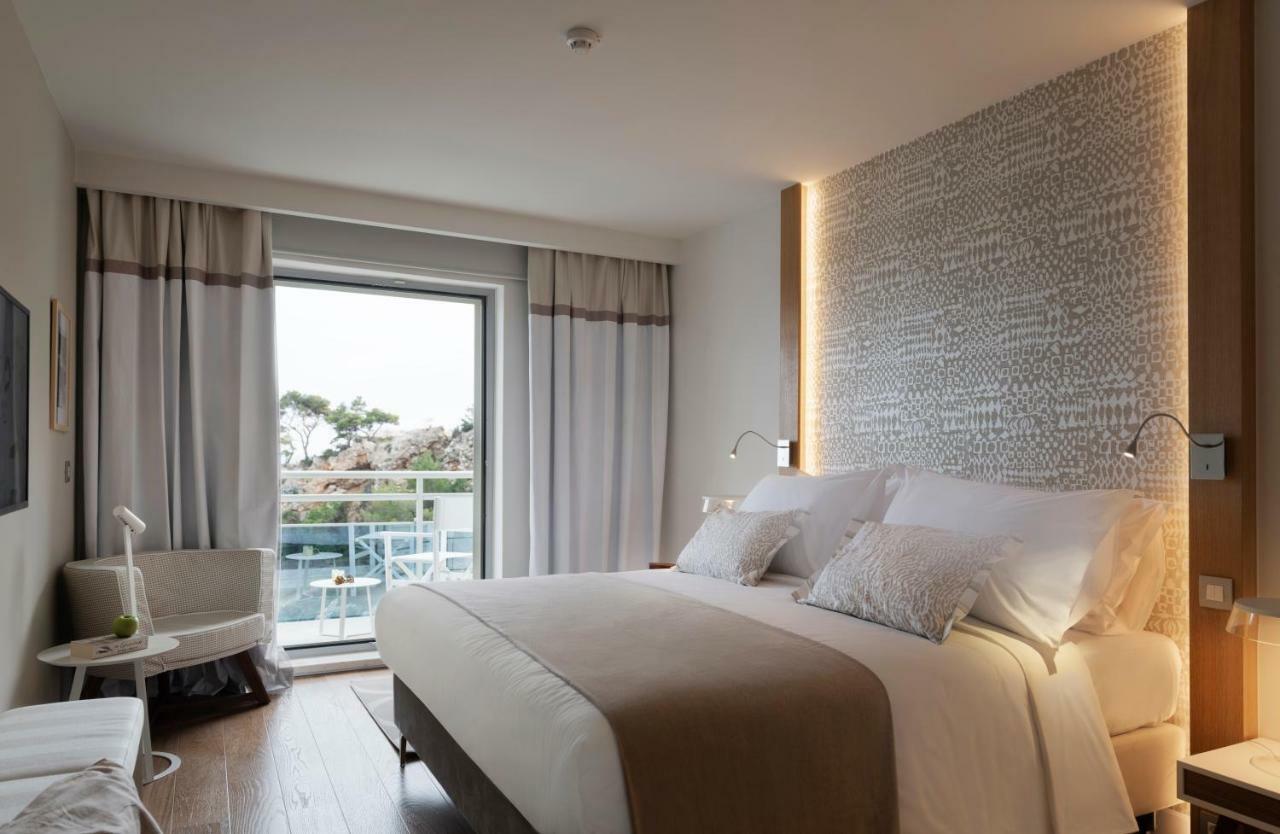 Executive Suite Balcony Sea View