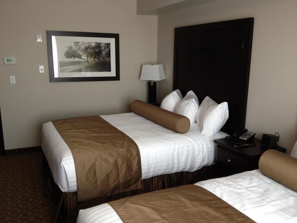 Superior Queen Room with Two Queen Beds