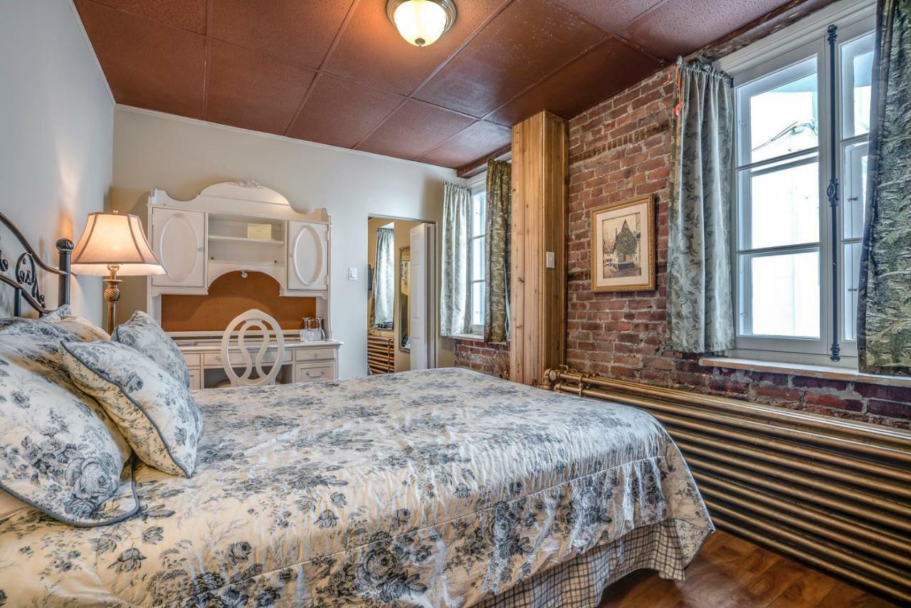 Double Room Two Double Beds