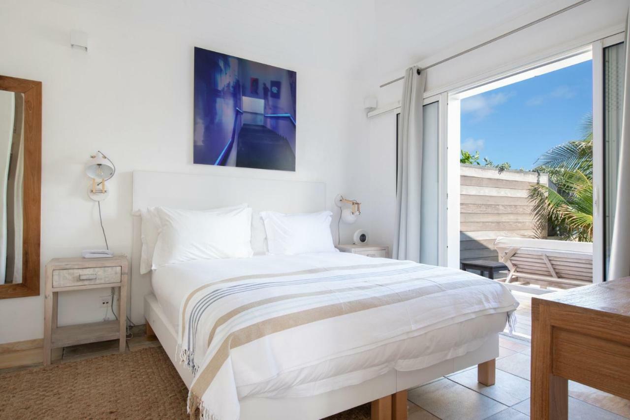 Beach Front Room,804833400:JPEG