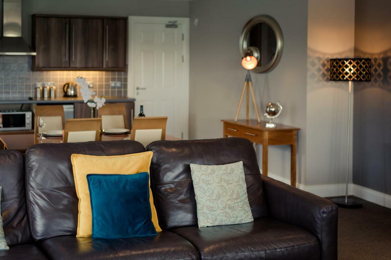 Two-Bedroom Apartment with City View,1742595429:JPEG