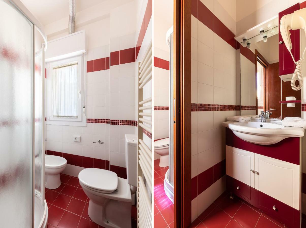 Studio with Balcony,917969677:JPEG