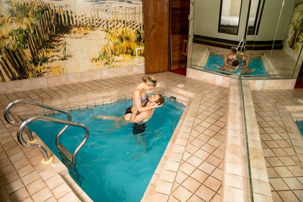 Garden of Eden Apple Suite