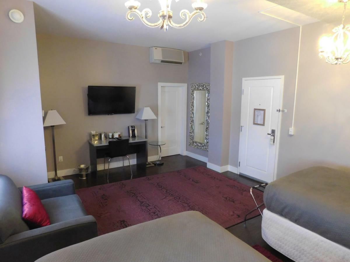 Quadruple Room Two Queen Beds Non Smoking