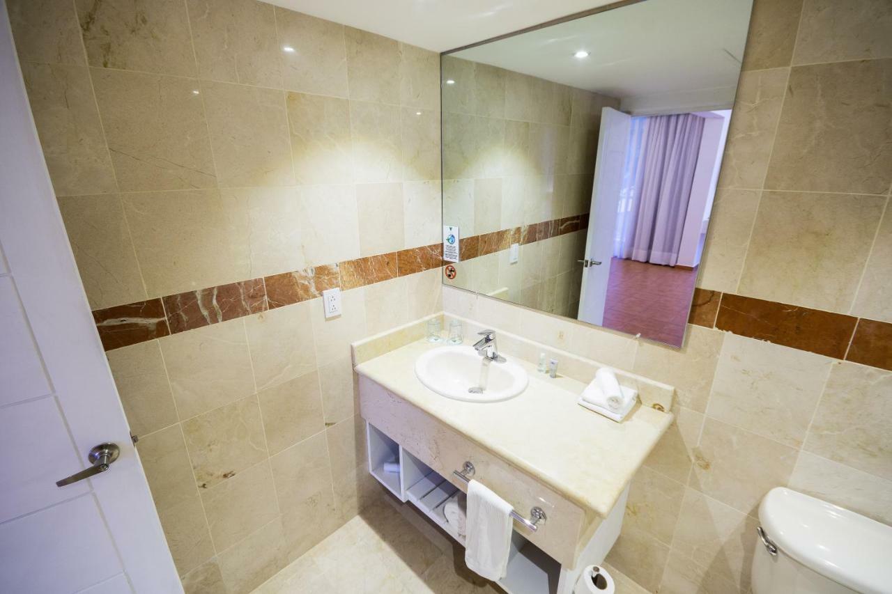 Amnesia King Room, Non-Smoking,888548017:JPEG