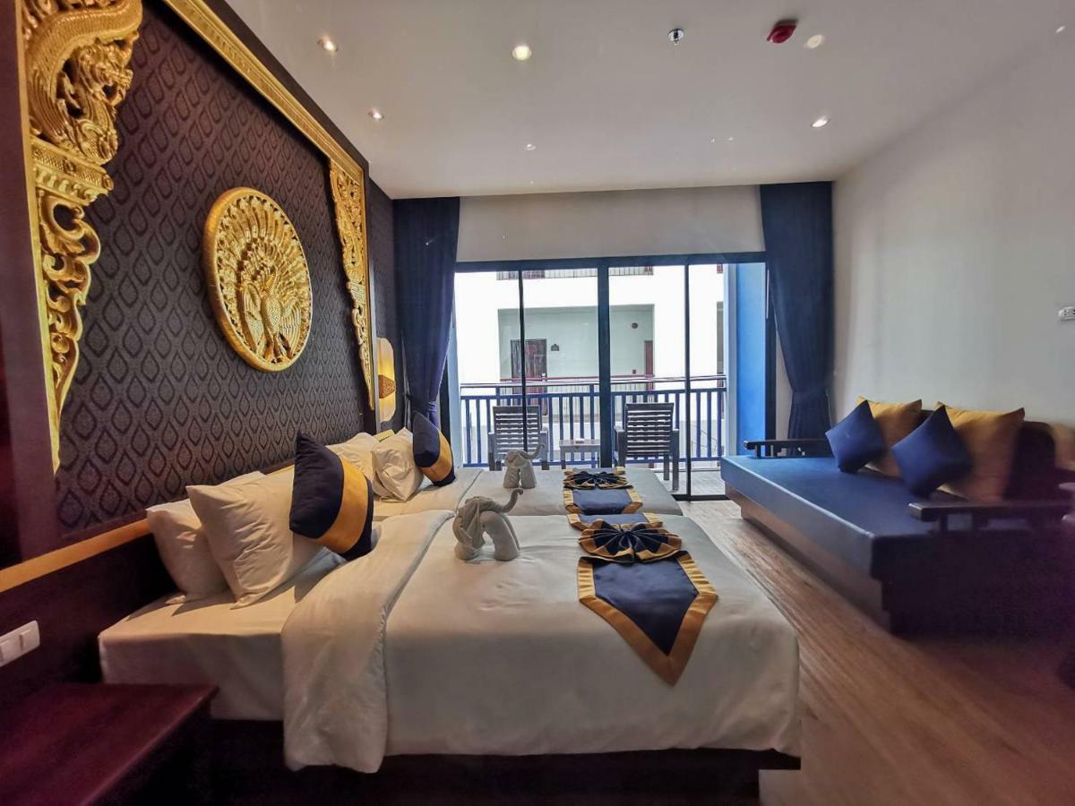 Superior Royal Blue Wing,925526638:JPEG