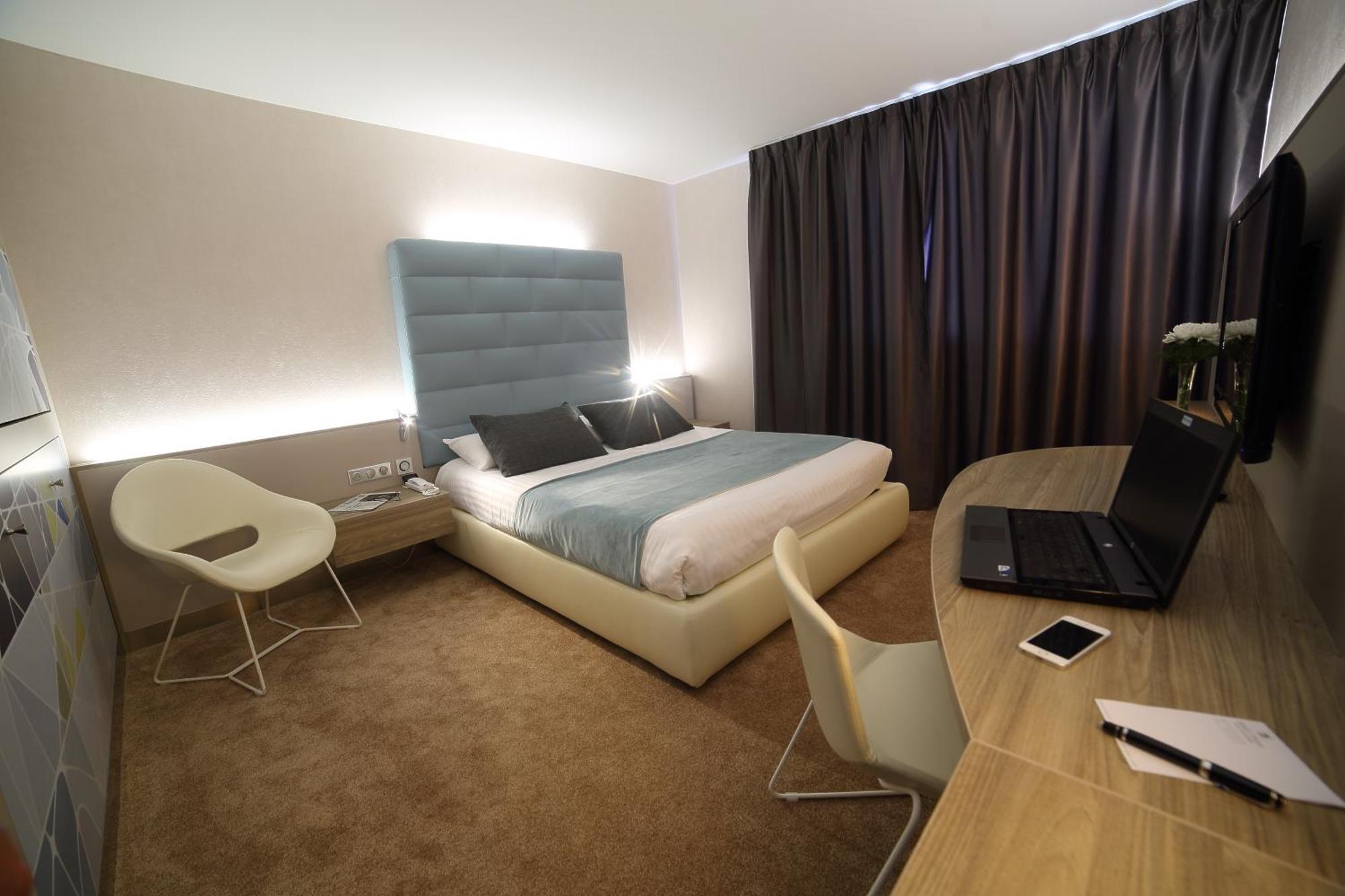 Premium Double Room,701004367:JPEG