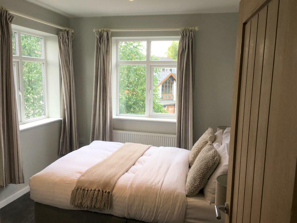 Castle Mews,394072488:JPEG