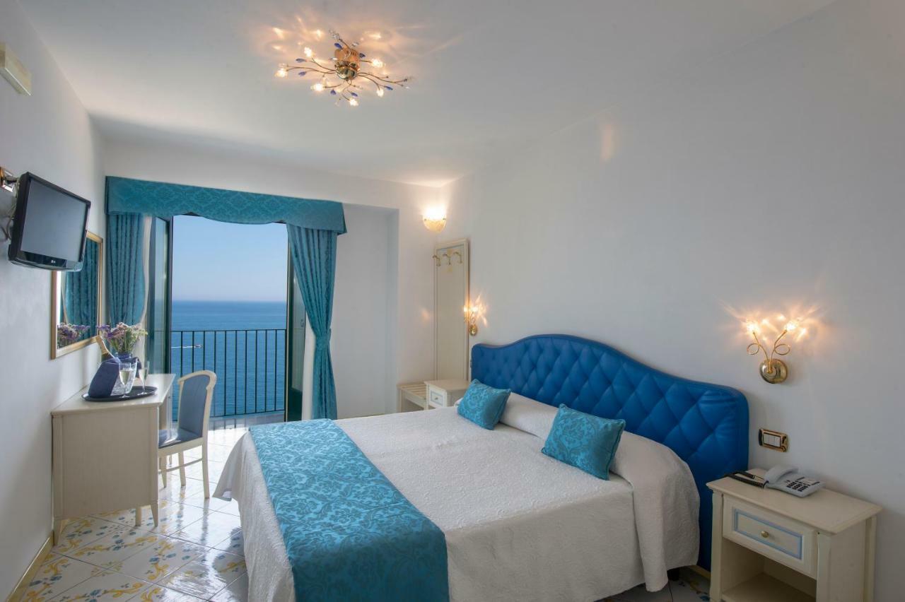 Double Room with Sea View,1580500893:JPEG