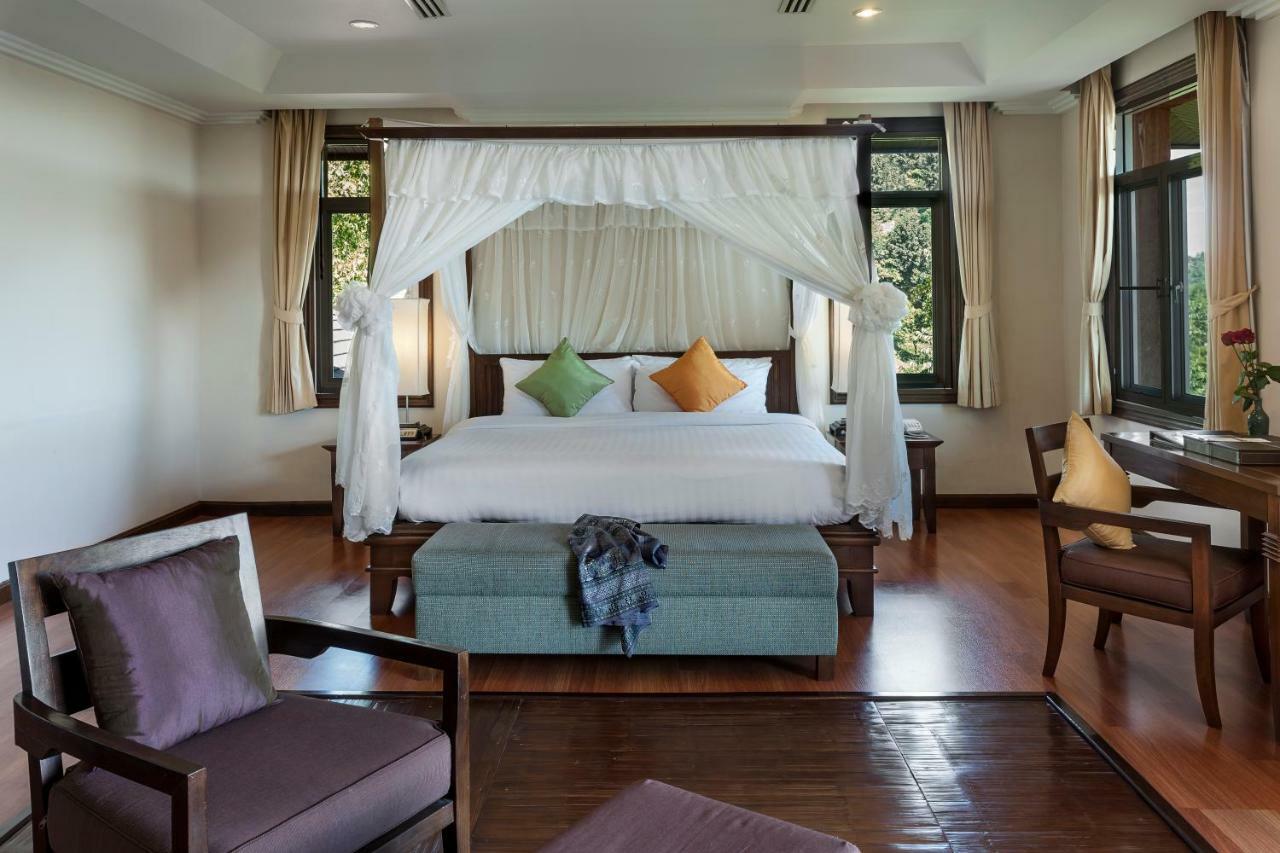 King Suite with Balcony