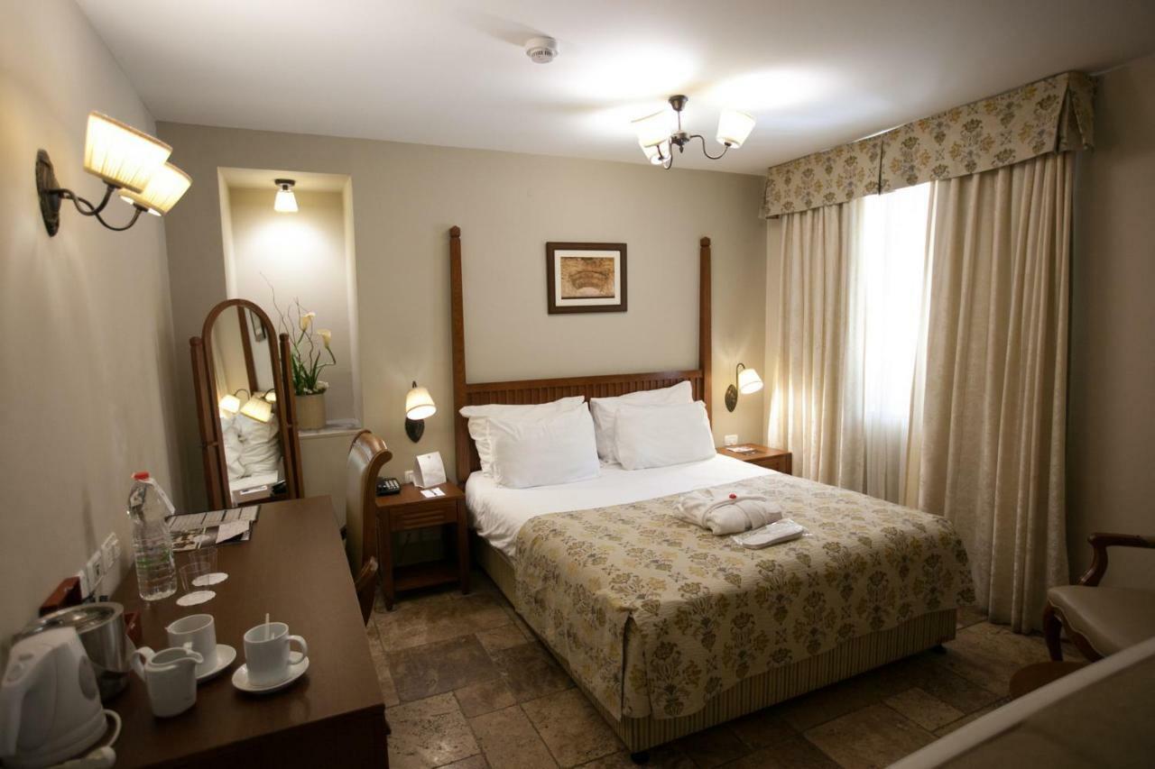 Standard Double or Twin Room Ground Floor
