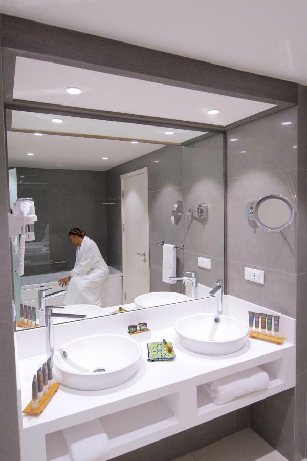 Superior King Room,835499792:JPEG