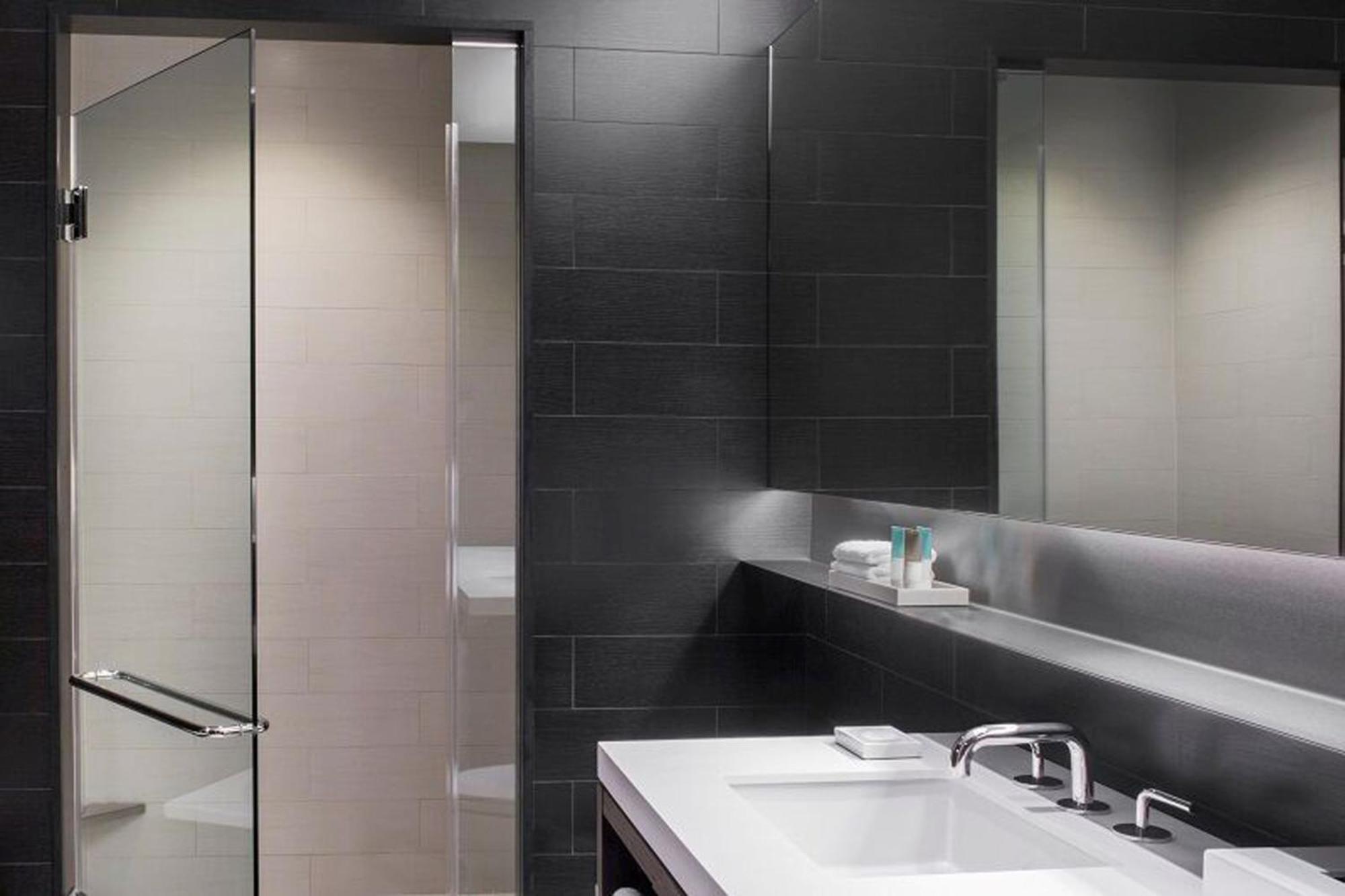 King Room with City View,1275891313:JPEG